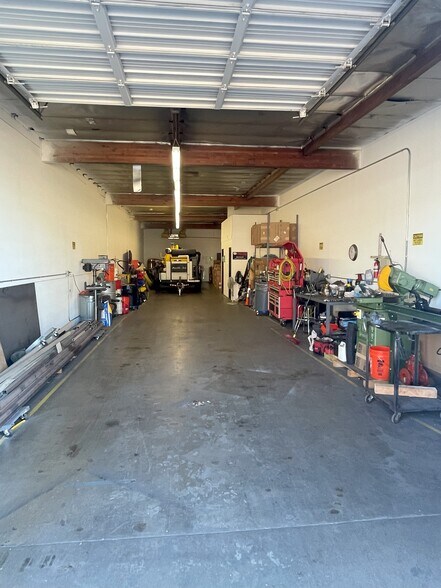 More Photos Of 7251 Garden Grove Blvd, Garden Grove Light Manufacturing For Lease