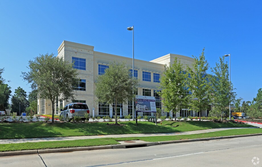 More Photos Of 129 Vision Park Blvd, Shenandoah Medical For Lease