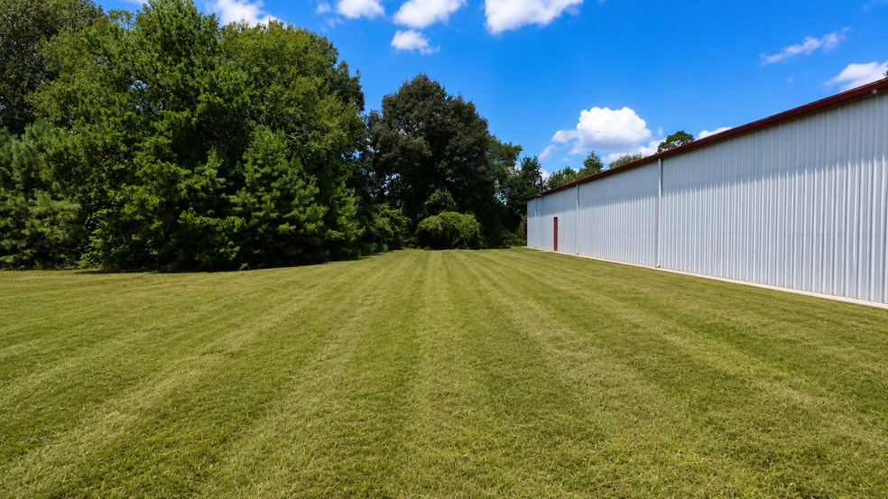More Photos Of 7952 S US Highway 59, Nacogdoches Industrial For Sale