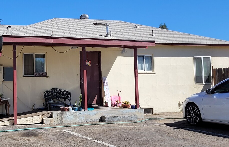 More Photos Of 340 S Blackstone St, Tulare Apartments For Sale