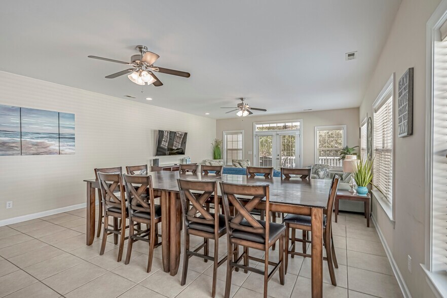 More Photos Of 703 37th Ave S, North Myrtle Beach Apartments For Sale