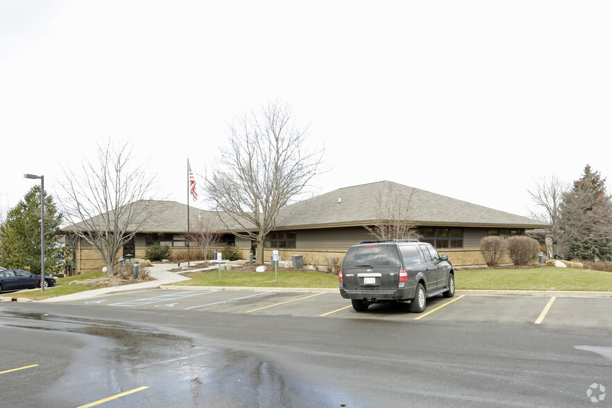 Primary Photo Of 2000 43rd St SE, Grand Rapids Medical For Lease