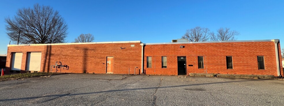 More Photos Of 1410-1414 Trinity Ave, High Point Warehouse For Lease
