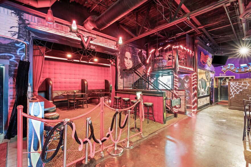 More Photos Of 6750 W Sahara Ave, Las Vegas Bar For Sale