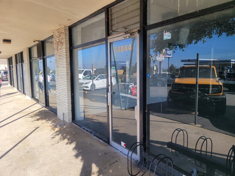 More Photos Of 34838-34848 Yucaipa Blvd, Yucaipa Storefront For Lease