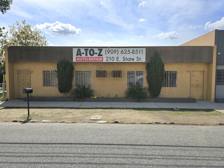 More Photos Of 208-210 E State St, Ontario Service For Sale