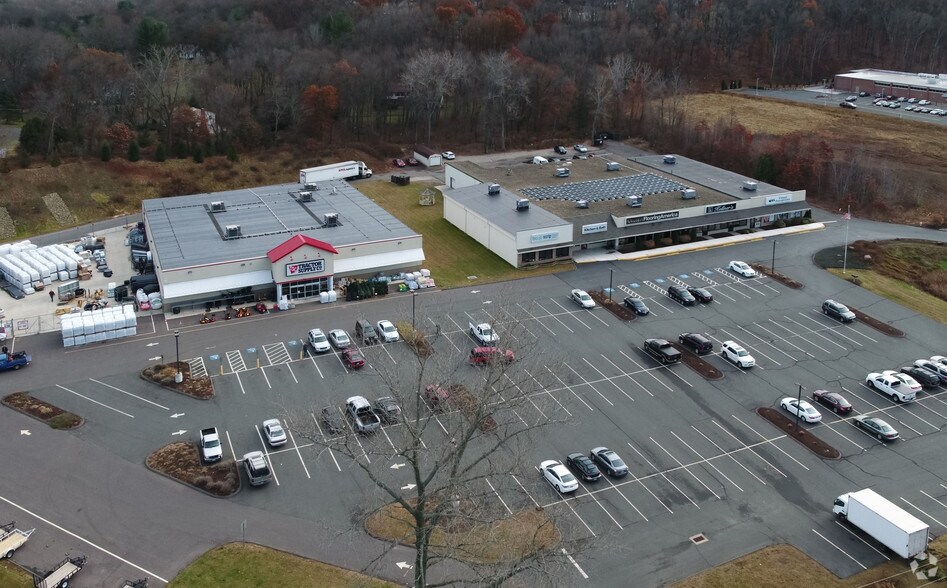 More Photos Of 400 Talcottville Rd, Vernon Rockville Office For Lease