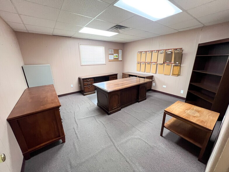 More Photos Of 7500 W Highway 80, Midland Industrial For Sale