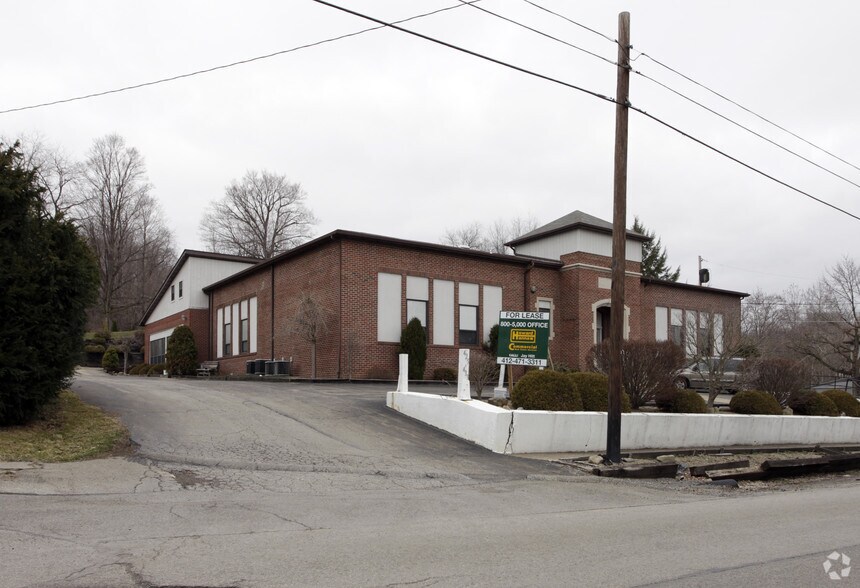 More Photos Of 425 Mercer St, Volant Office Residential For Lease