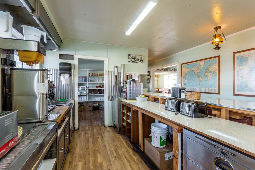 More Photos Of 222 Main St, Dayton Freestanding For Sale