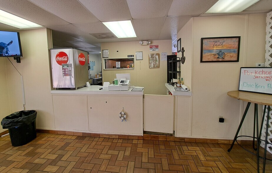 More Photos Of 220 W Front St, Evergreen Freestanding For Sale