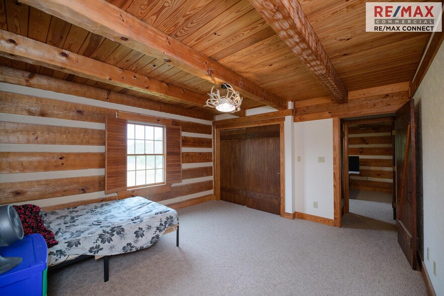 More Photos Of 17466 Benns Church Blvd, Smithfield Freestanding For Sale