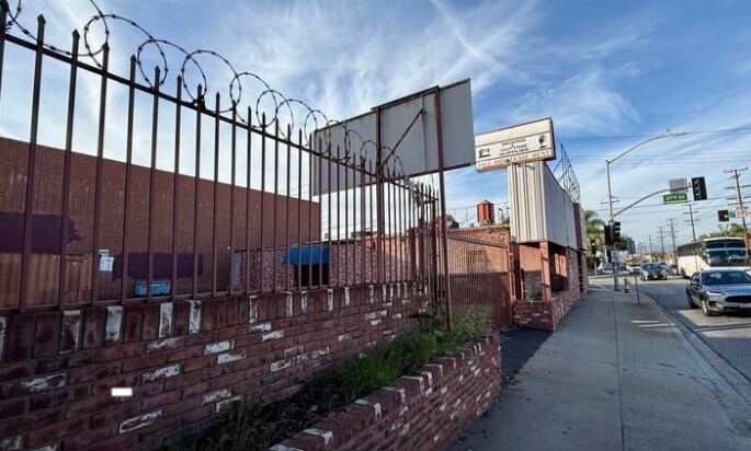 More Photos Of 3701 S Santa Fe Ave, Vernon Office For Sale