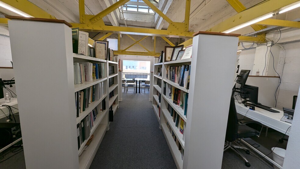 More Photos Of 363-369 13th St, Oakland Office For Lease