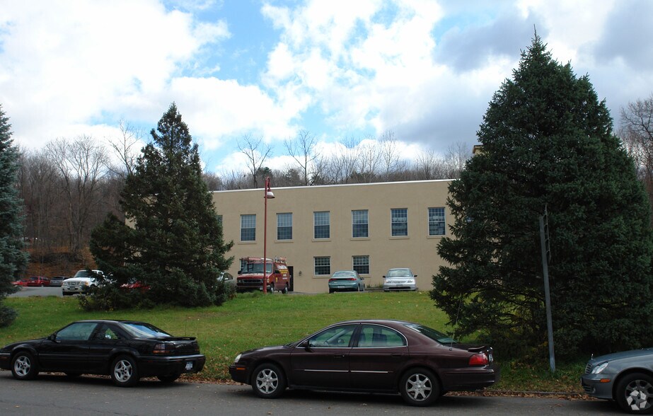 More Photos Of 630 7th Ave, Troy Warehouse For Sale