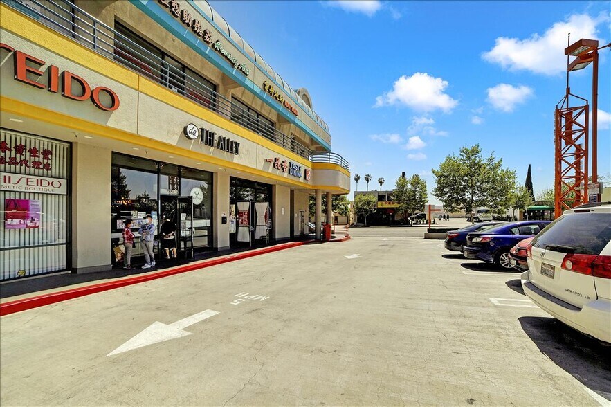 More Photos Of 301 W Valley Blvd, San Gabriel Unknown For Lease