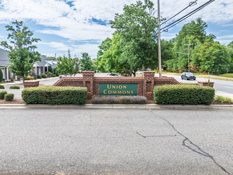 More Photos Of 1554 Union Rd, Gastonia Office For Lease