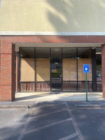 More Photos Of 141-167 Jonesboro Rd, McDonough Unknown For Lease
