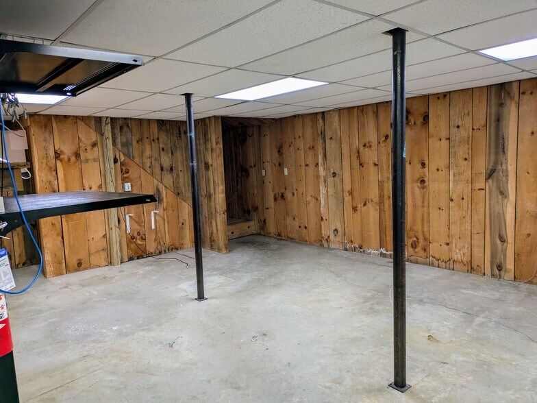 More Photos Of 1001 Greenville Hwy, Hendersonville Medical For Sale