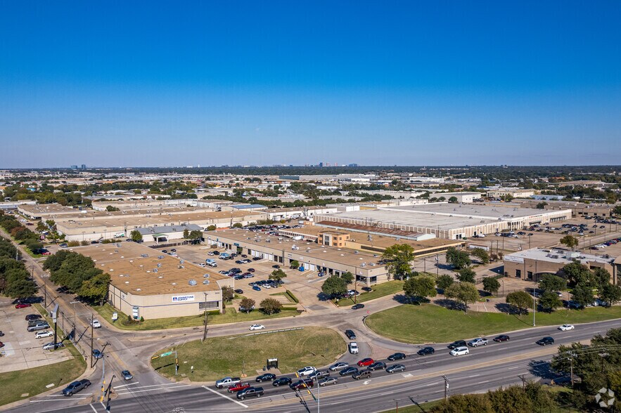 More Photos Of 2515 Willowbrook Rd, Dallas Warehouse For Lease