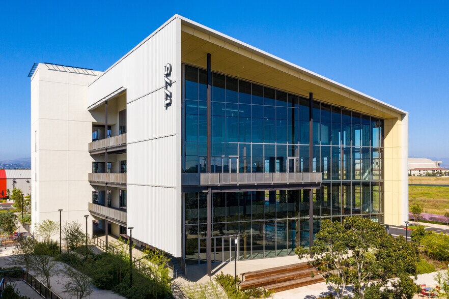 More Photos Of 1730 Flight Way, Tustin Unknown For Lease