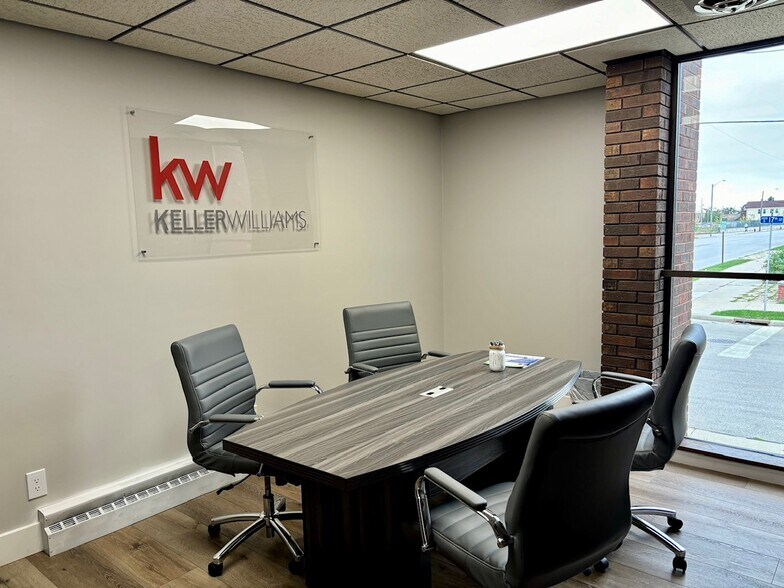 More Photos Of 1701 Washington St, Manitowoc Medical For Sale