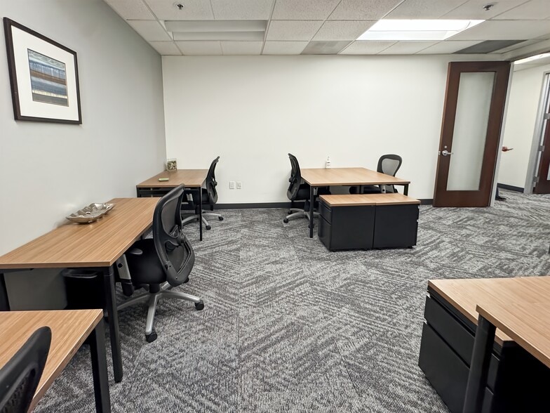 More Photos Of 3281 E Guasti Rd, Ontario Coworking Space