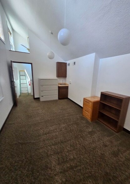 More Photos Of 12361 E Cornell Ave, Aurora Office For Sale