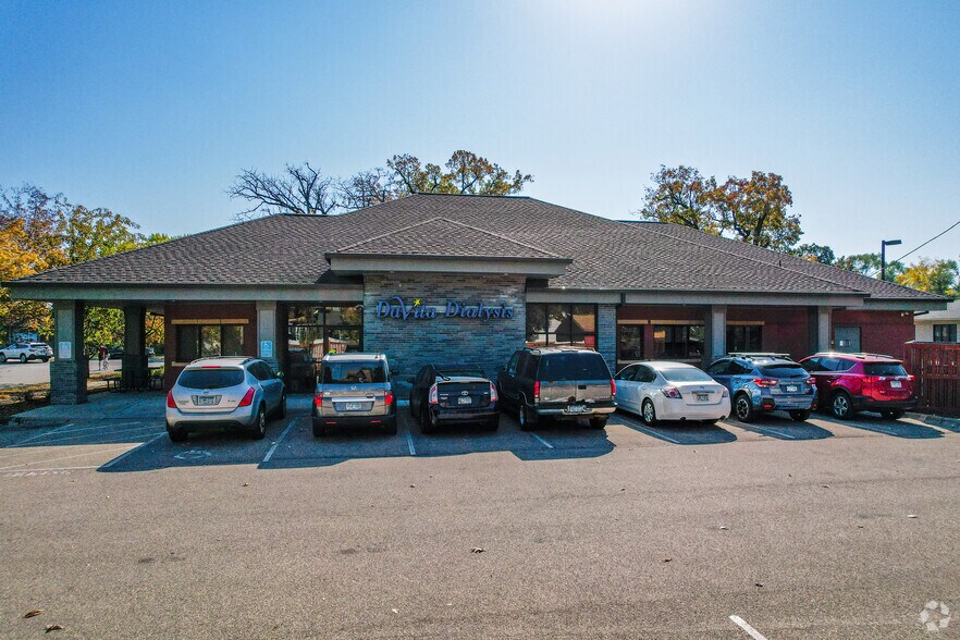 More Photos Of 1559 7th St W, Saint Paul Medical For Sale