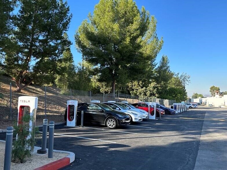 More Photos Of 23547-23641 Moulton Pky, Laguna Hills Unknown For Lease