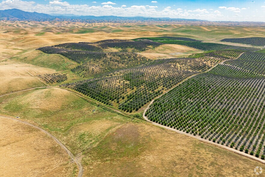 More Photos Of Road M-1 Rd, Ducor Land For Sale