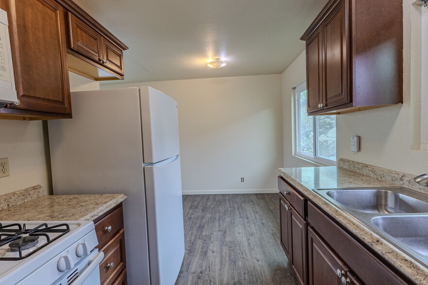 More Photos Of 392 Del Mar Ave, Chula Vista Apartments For Sale