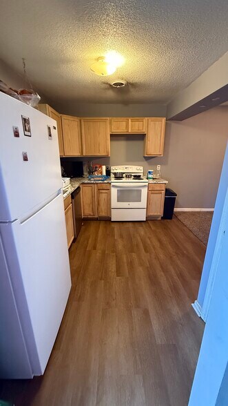More Photos Of 111 Taylor Dr, Lexington Multifamily For Sale