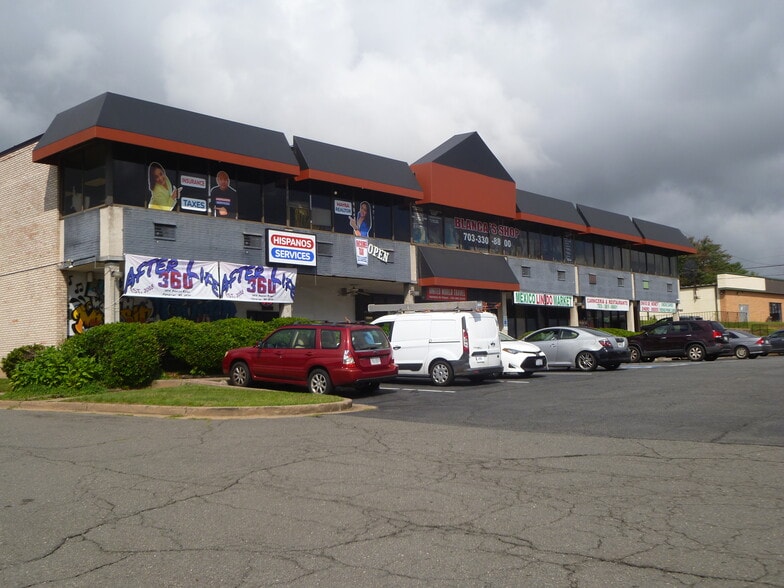 Primary Photo Of 8088 Sudley Rd, Manassas Storefront Retail Office For Lease
