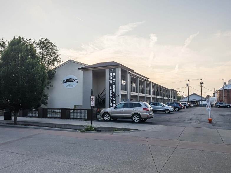 More Photos Of 124 W Chestnut St, Jeffersonville Apartments For Sale