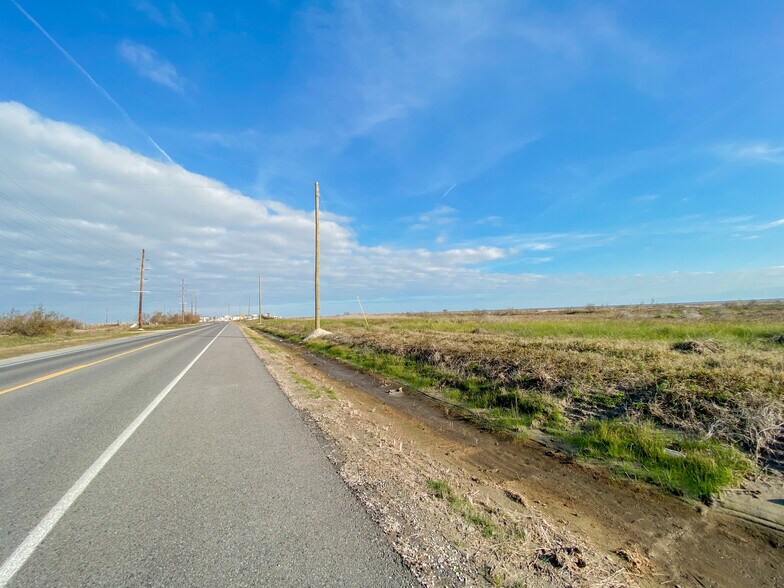 More Photos Of TBD Gulf Beach, Cameron Land For Sale