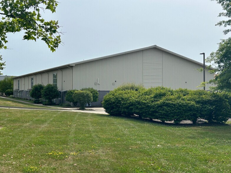 More Photos Of 3 Morgan Rd, Burgettstown Industrial For Lease