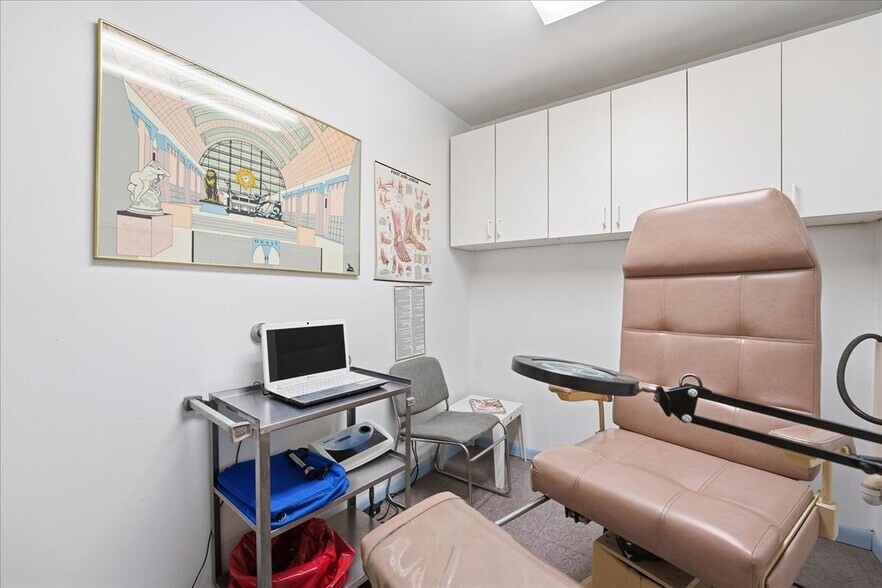 More Photos Of 741 Bloomfield Ave, Verona Office For Sale