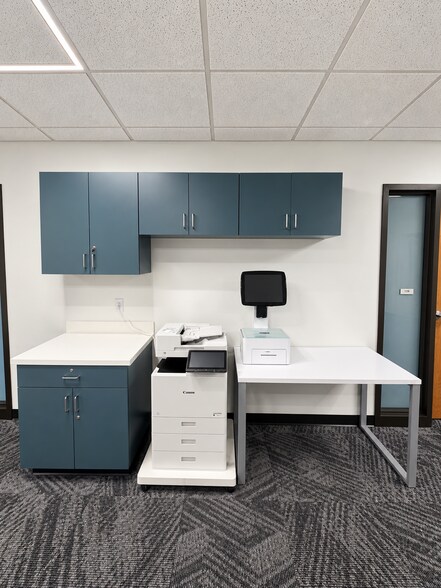 More Photos Of 310 Ohio St, Oshkosh Office For Sale