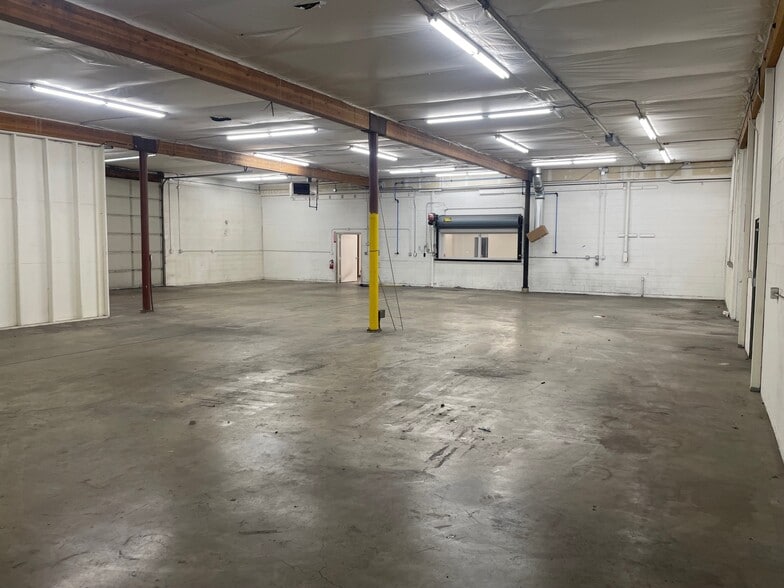 More Photos Of 5417 E Broadway Ave, Spokane Service For Lease
