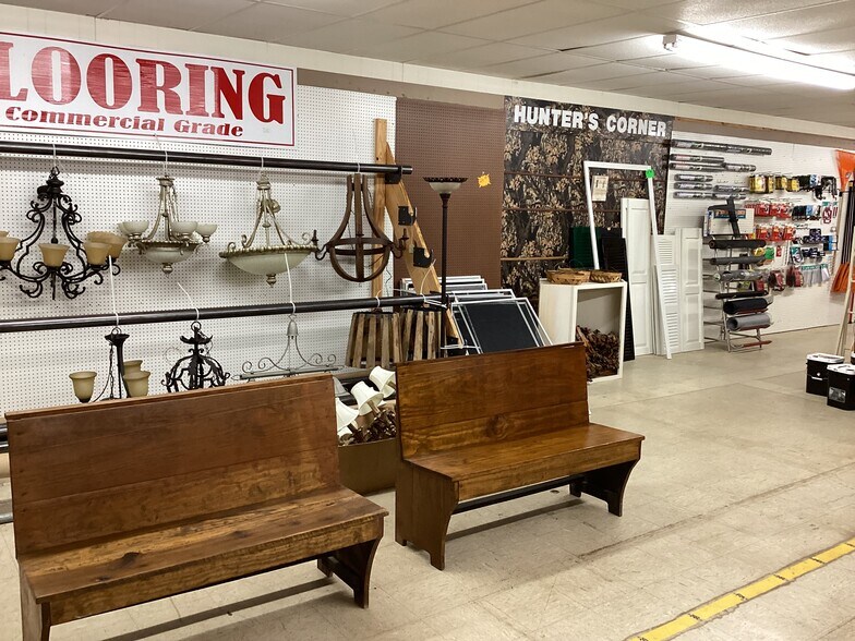 More Photos Of 7811 Main, Dozier Freestanding For Sale