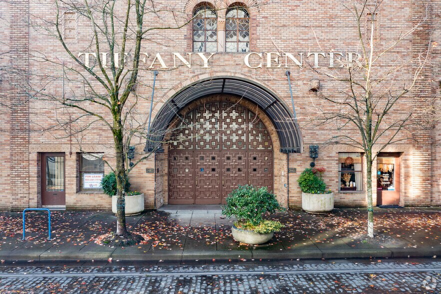 More Photos Of 1402-1414 SW Morrison St, Portland Office For Lease