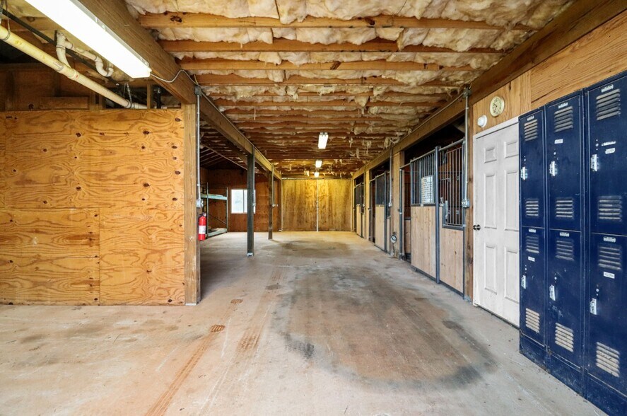 More Photos Of 14717 Friend Rd, Athens Manufacturing For Sale