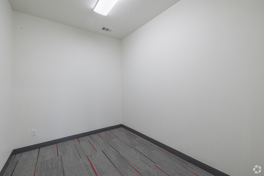 More Photos Of 200-230 Railroad Ave, Milpitas Unknown For Lease