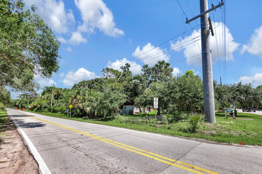 Primary Photo Of 8810 Emerson Ave, Fort Pierce Land For Sale