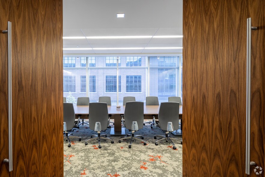 More Photos Of 201 17th St NW, Atlanta Office For Lease