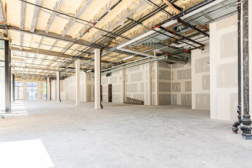 More Photos Of 1710 N Western Ave, Chicago Apartments For Lease