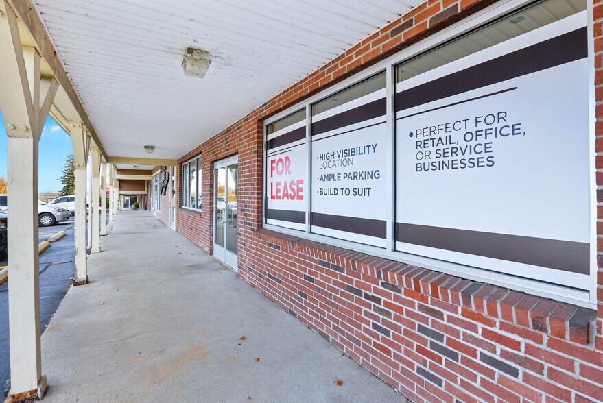 More Photos Of 32 Hastings St, Mendon Storefront Retail Office For Lease