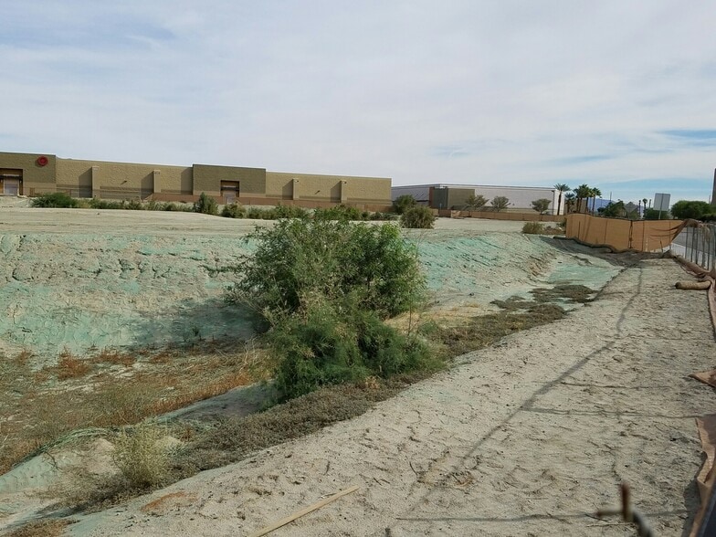 More Photos Of NEC Avenue 47 and La Quinta Center Dr, La Quinta Land For Sale