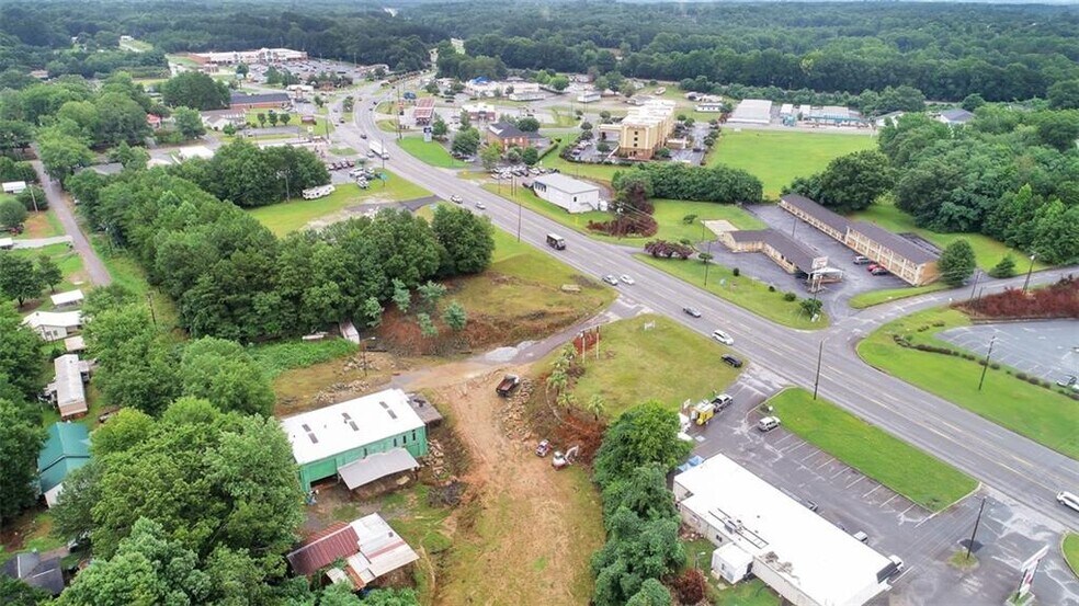 More Photos Of 298 By-Pass 123 Hwy, Seneca Warehouse For Sale